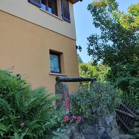 Le Chant Du Loriot Apartment