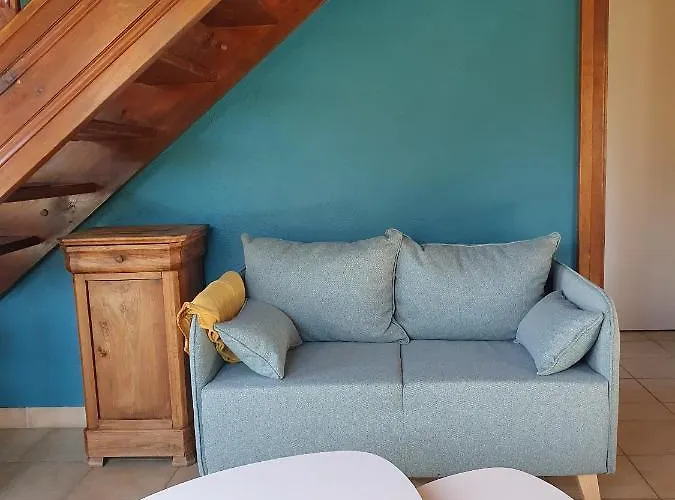 Le Chant Du Loriot Apartment