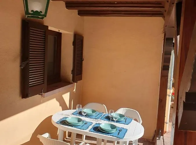 Le Chant Du Loriot Apartment